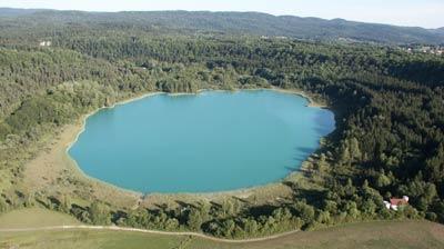 Le Petit Lac de CLAIRVAUX LES LACS